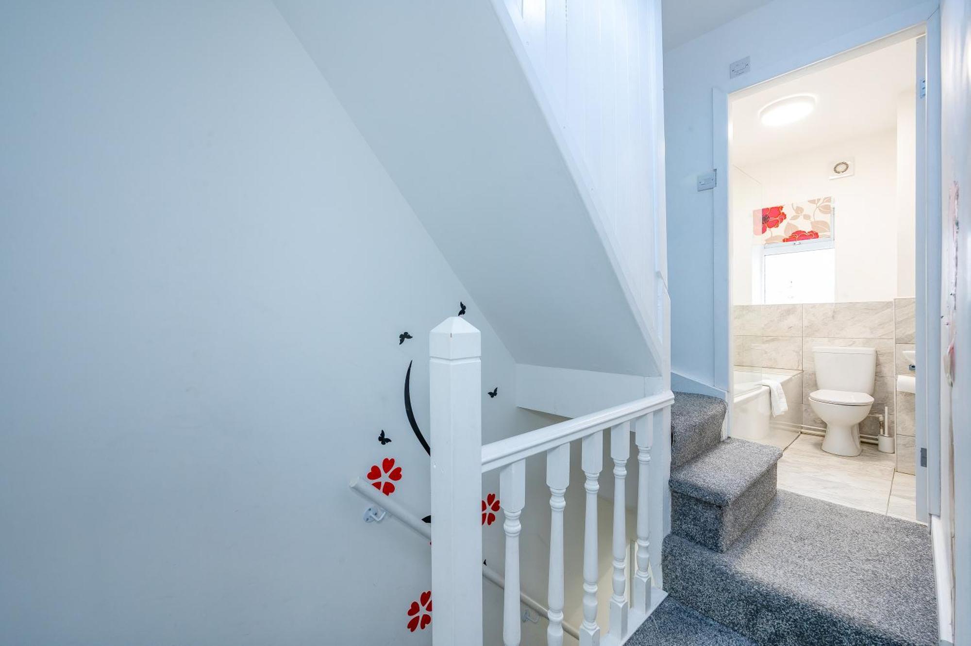 *Ra60G* For Your Most Relaxed & Cosy Stay + Free Parking + Free Fast Wifi * Морли Екстериор снимка