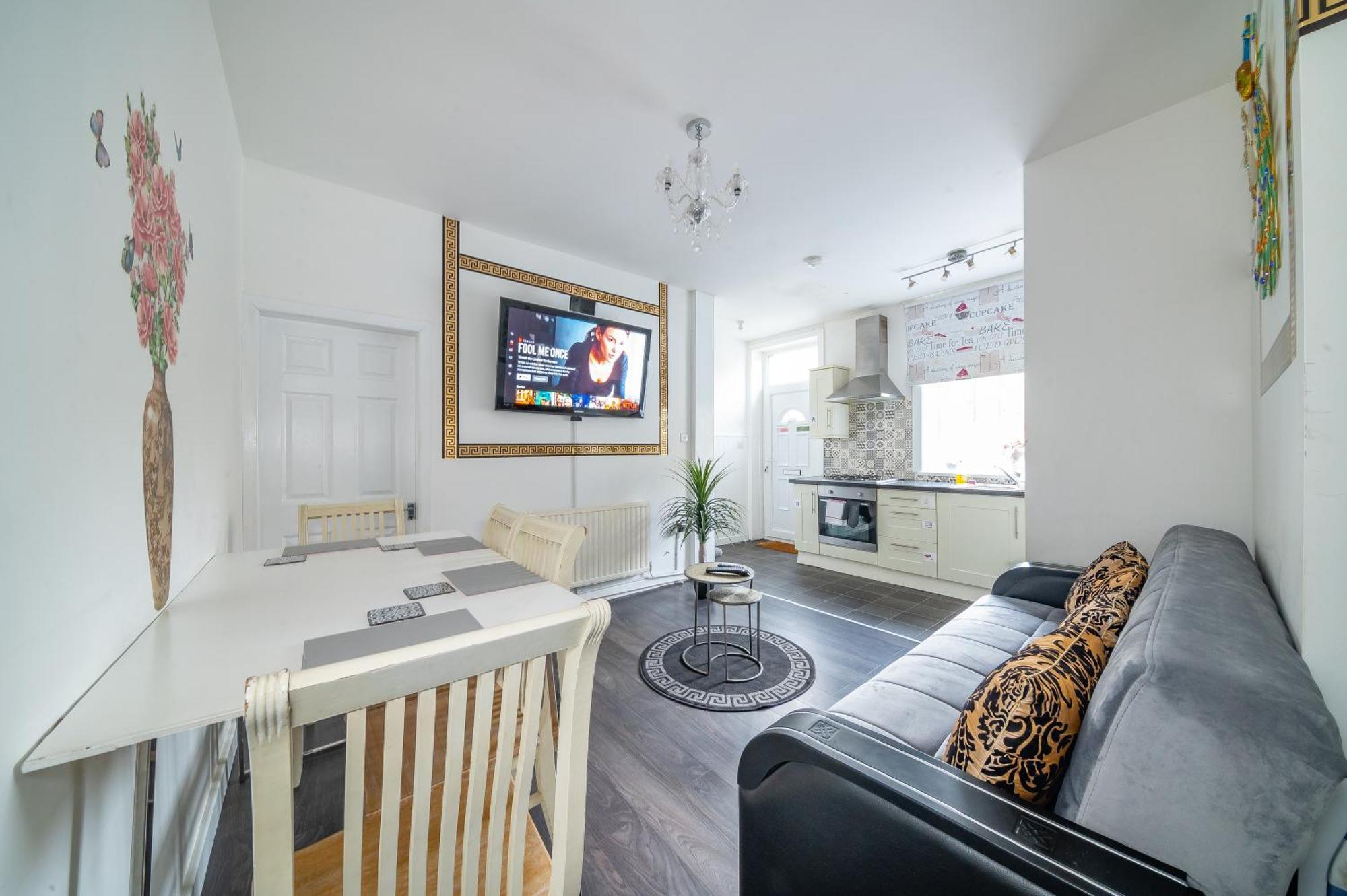 *Ra60G* For Your Most Relaxed & Cosy Stay + Free Parking + Free Fast Wifi * Морли Екстериор снимка