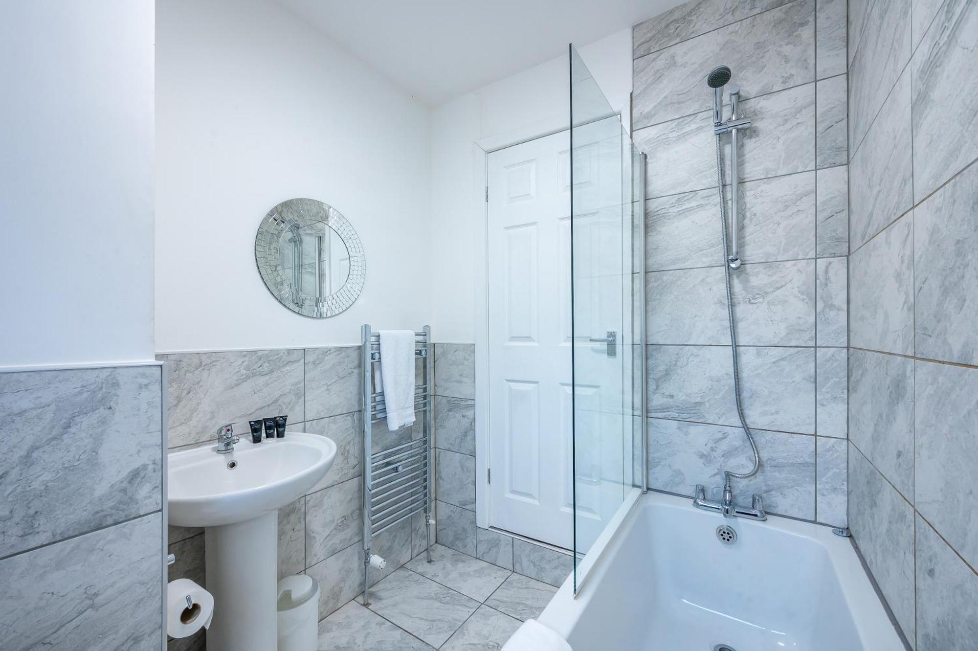 *Ra60G* For Your Most Relaxed & Cosy Stay + Free Parking + Free Fast Wifi * Морли Екстериор снимка